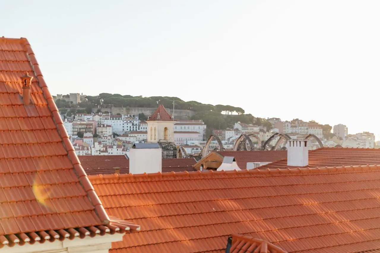 Lisboa Carmo Hotel 4*, ליסבון