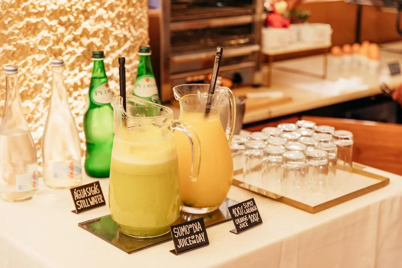 Lisboa Carmo Hotel