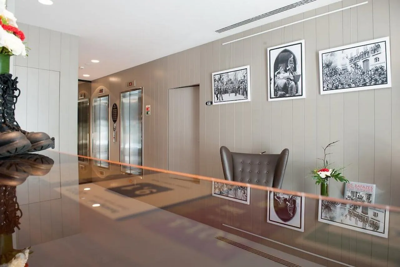 Lisboa Carmo Hotel
