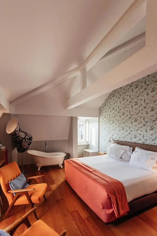Lisboa Carmo Hotel