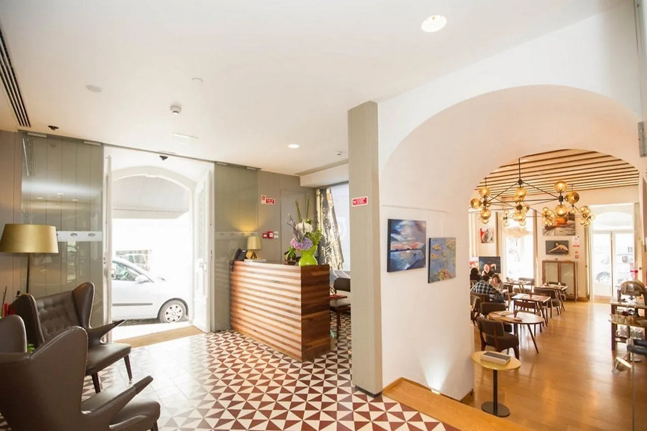 Lisboa Carmo Hotel
