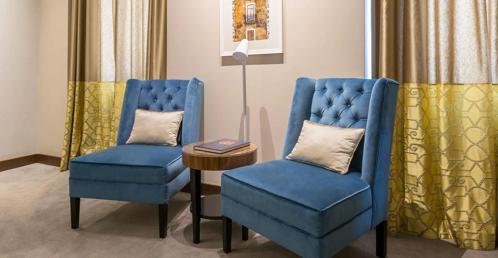 Lisboa Carmo Hotel
