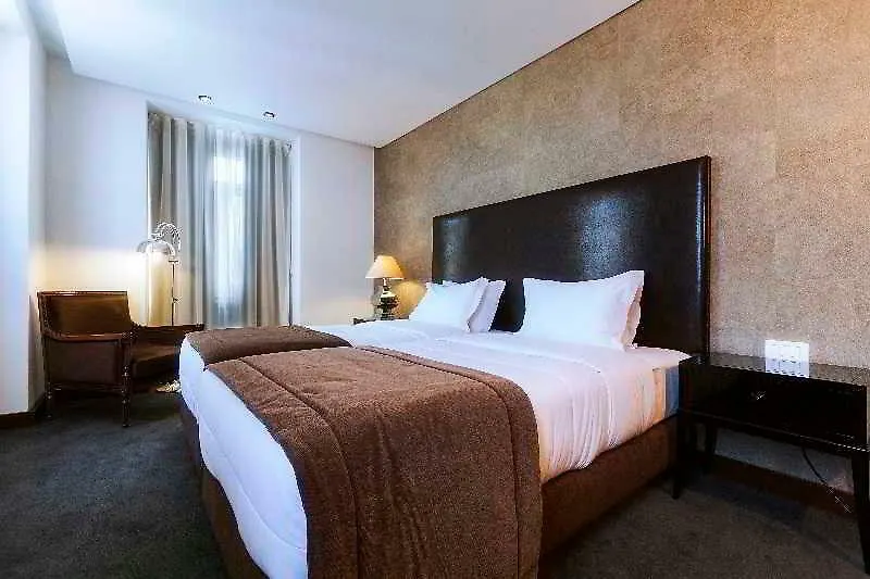 Lisboa Carmo Hotel